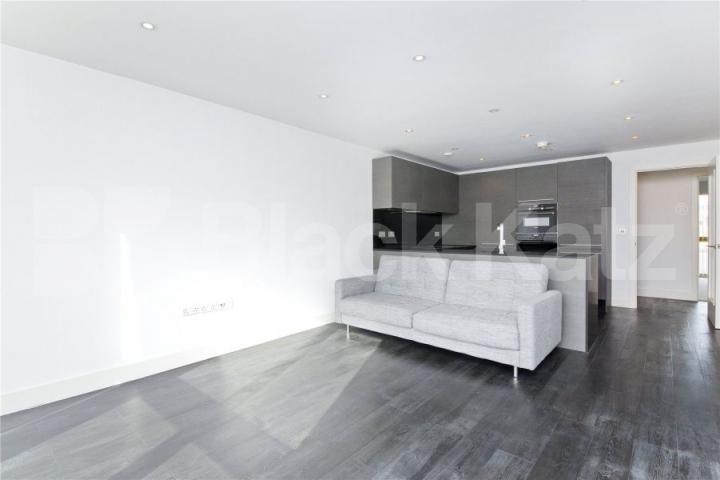 			New Instruction, 2 Bedroom, 1 bath, 1 reception Apartment			 Offord Road , ISLINGTON